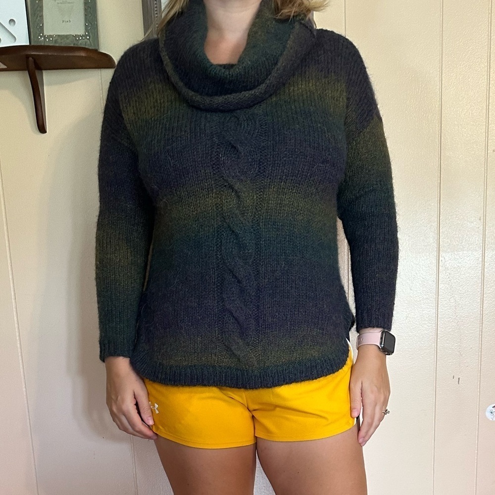 Wool blend Medium Shawl Collar Cable Knit Pullover Sweater Multicolor Ombre Cozy